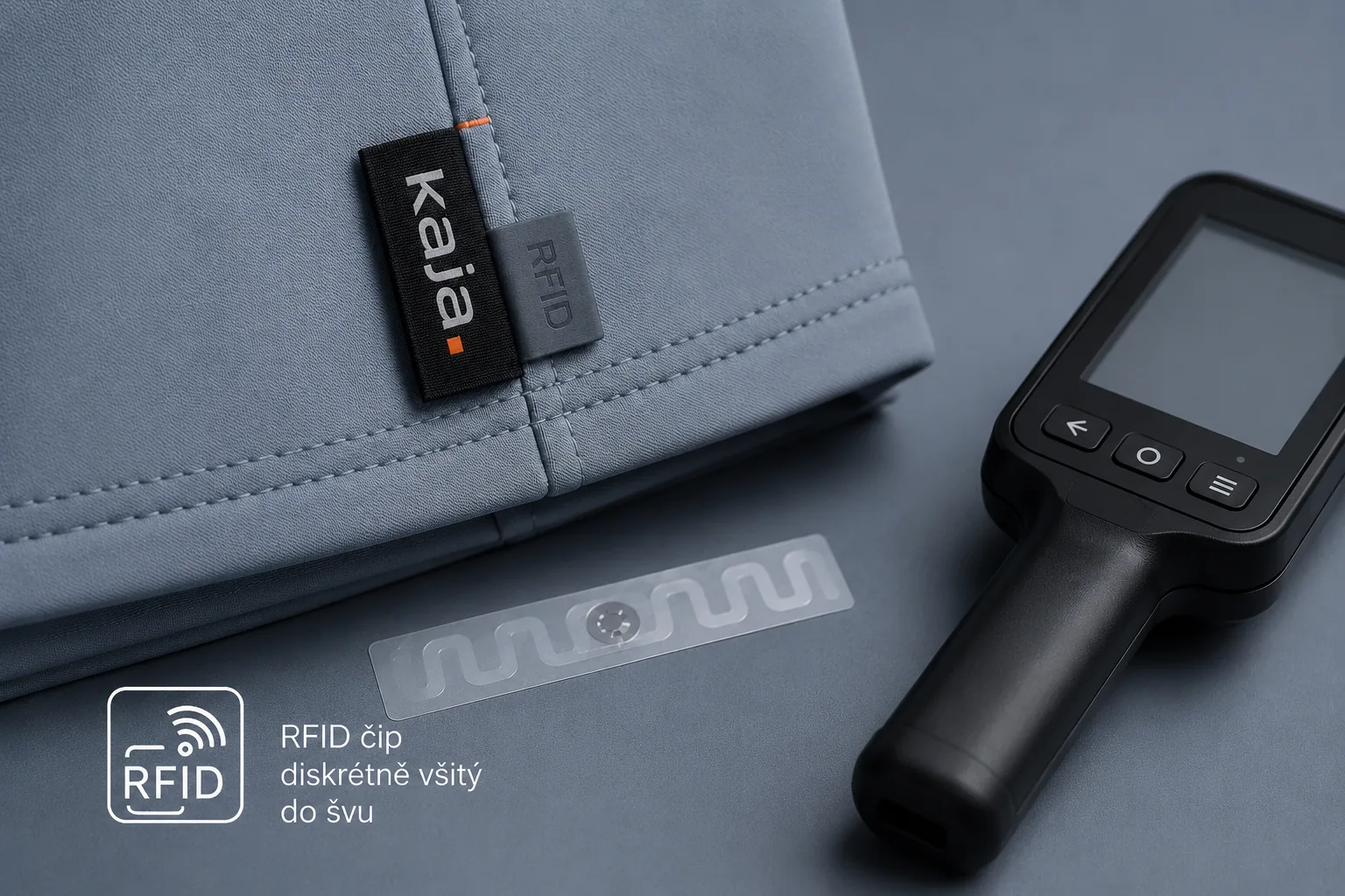 RFID čip ve švu uniformy